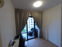 The Lakefront Residences (D22), Condominium #173629592